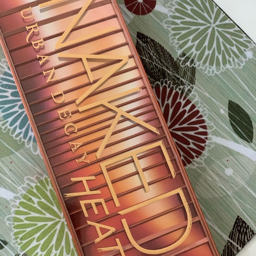 Urban Decay Naked Heat Palette